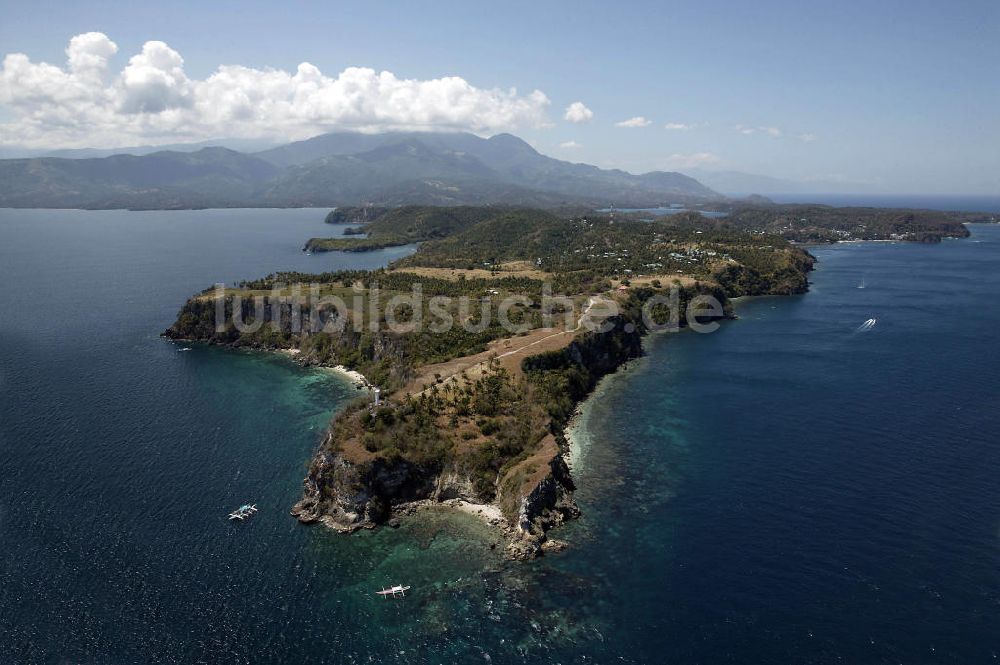 Luftaufnahme Puerto Galera - Blick auf die Küste von Puerto Galera