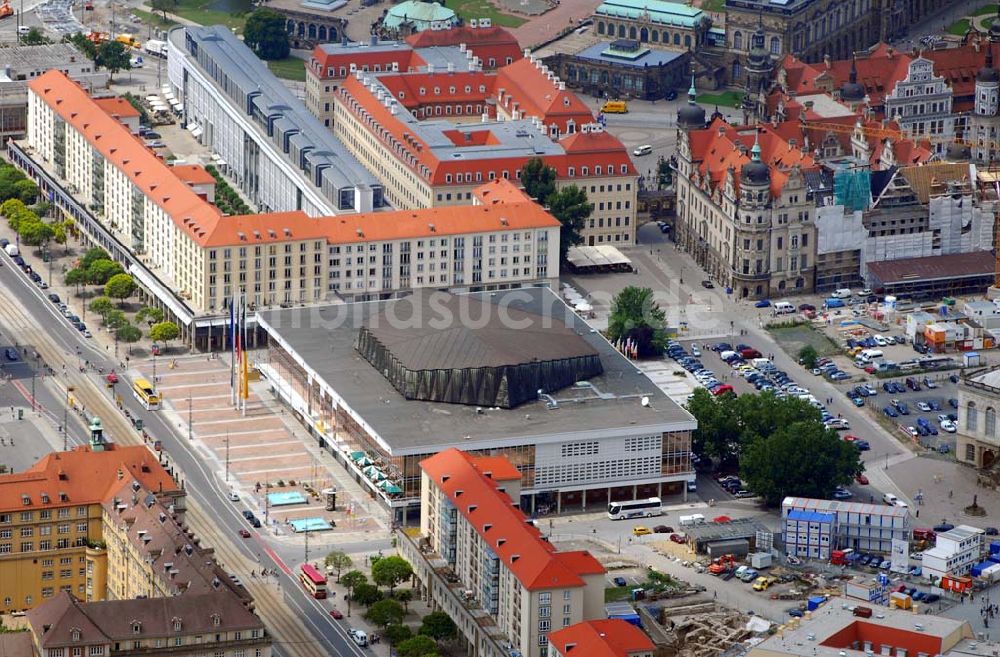 Dresden von oben - Blick auf den Kulturpalast in Dresden