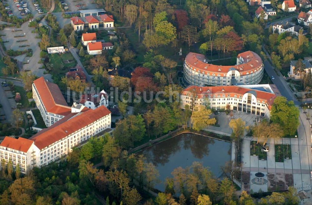 Bad Schmiedeberg von oben - Blick auf das Kurmittelhaus, die Rehaklinik und das 1908 erbaute Jugendstil-Kurhaus in Bad Schmiedeberg