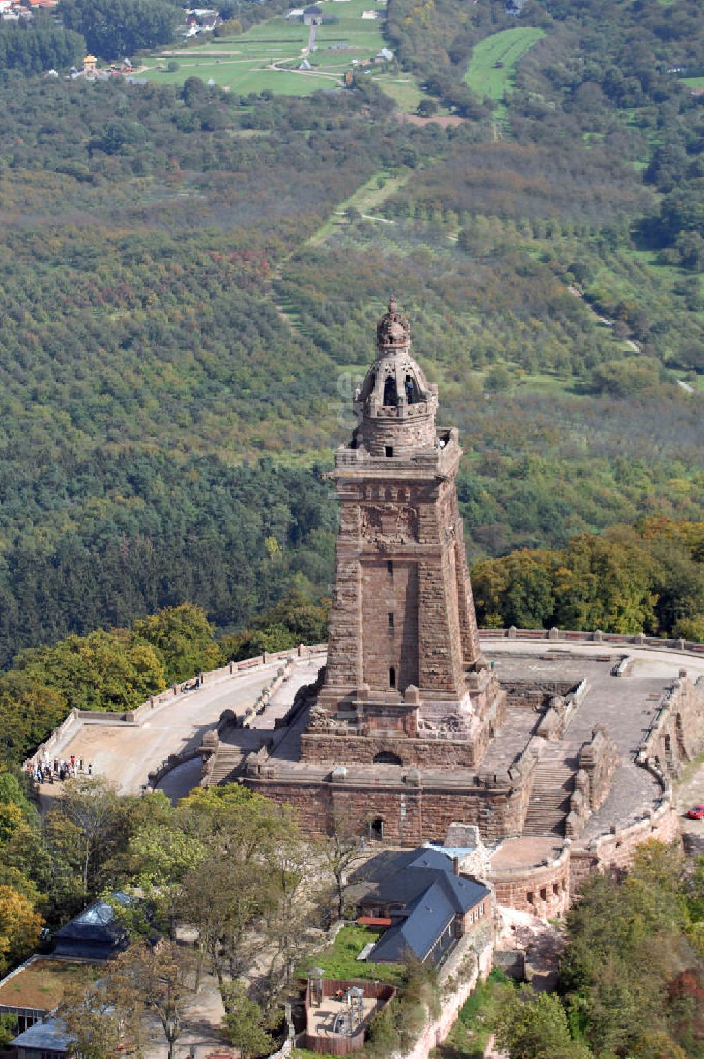 Luftaufnahme Bad Frankenhausen - Blick auf das Kyffhäuser Denkmal