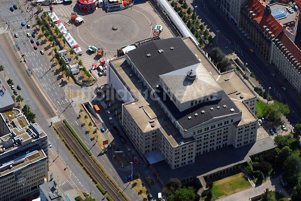 Luftaufnahme Leipzig - Blick auf die Leipziger Oper mit dem Opernbrunnen