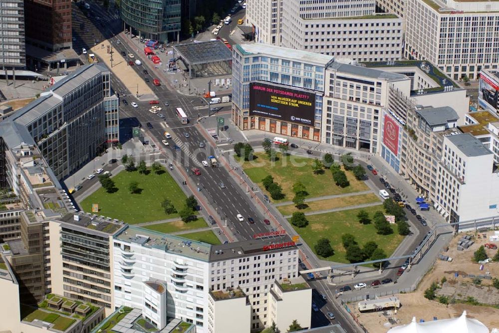 Luftaufnahme Berlin - Blick auf den Leipziger Platz in Berlin