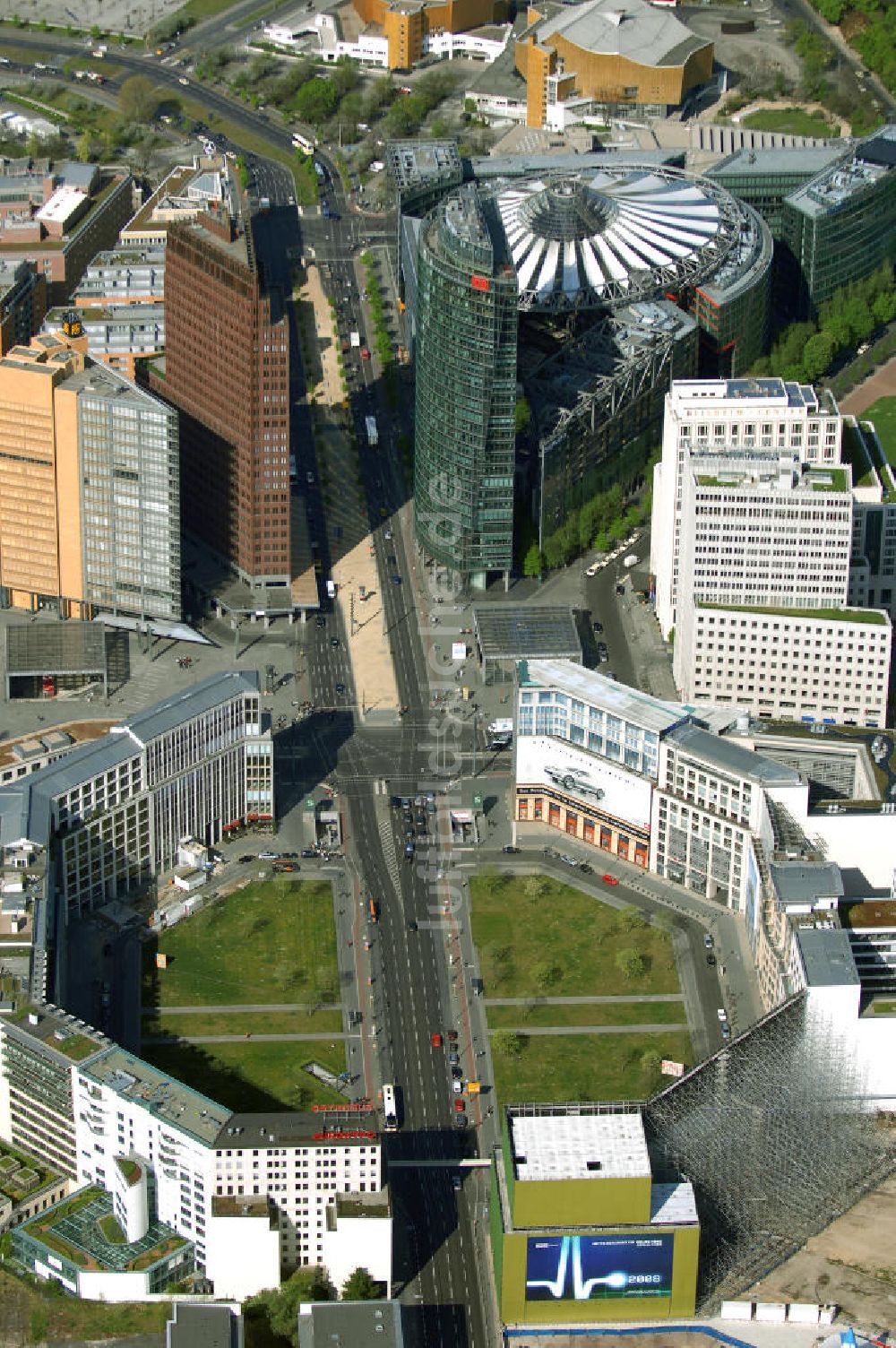 Luftbild Berlin - Blick auf den Leipziger Platz in Berlin