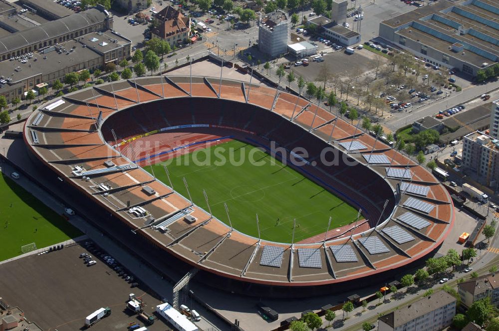 Luftaufnahme Zürich - Blick auf das Letzigrund Stadion in Zürich