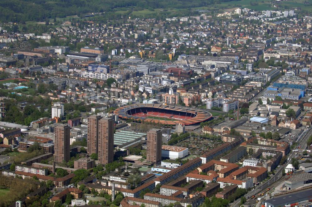 Luftaufnahme Zürich - Blick auf das Letzigrund Stadion in Zürich