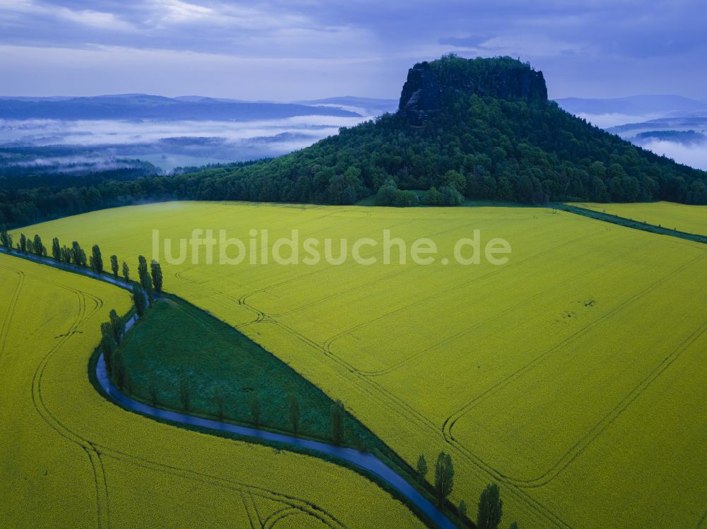 Luftaufnahme Porschdorf - Blick auf den Lilienstein und das Elbtal der Sächsischen Schweiz bei Prossen im Bundesland Sachsen