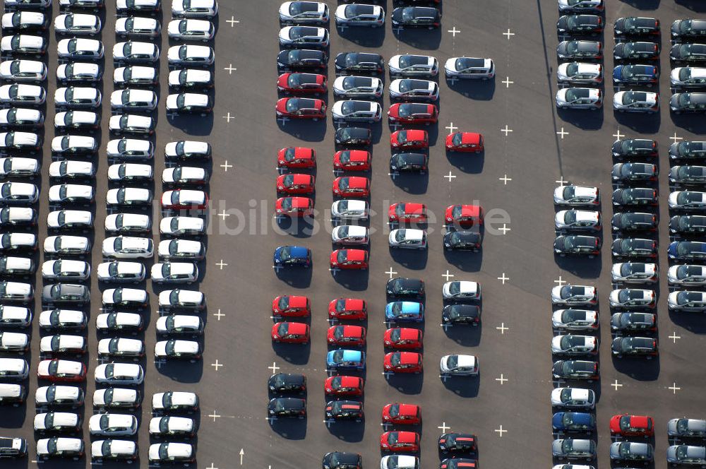 Seddiner See aus der Vogelperspektive: Blick auf ein Logistikzentrum in Seddiner See OT Neuseddin