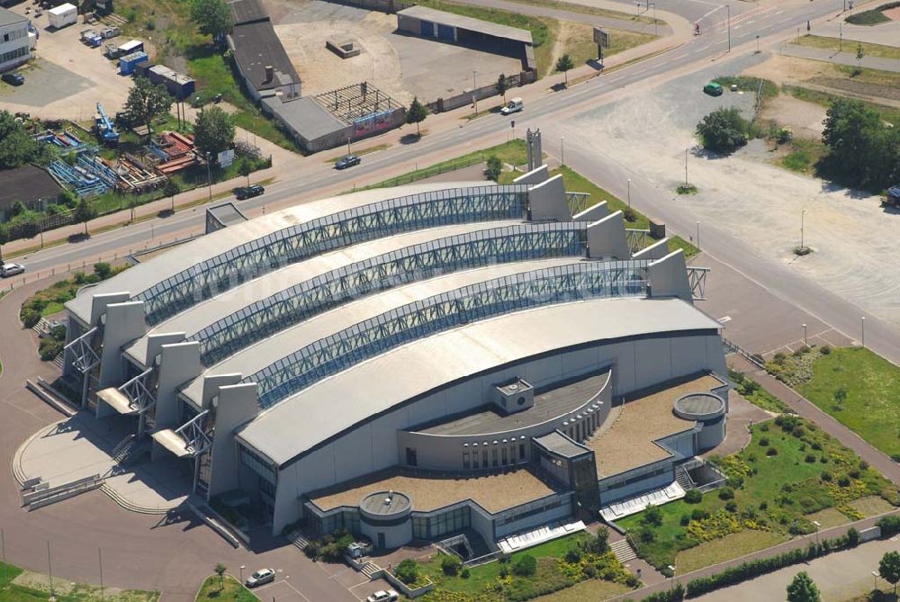 Luftbild Magdeburg - Blick auf die Magdeburger Bördelandhalle