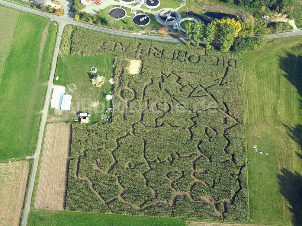 Hahnbach / Bayern aus der Vogelperspektive: Blick auf den Mais-Irrgarten in Hahnbach