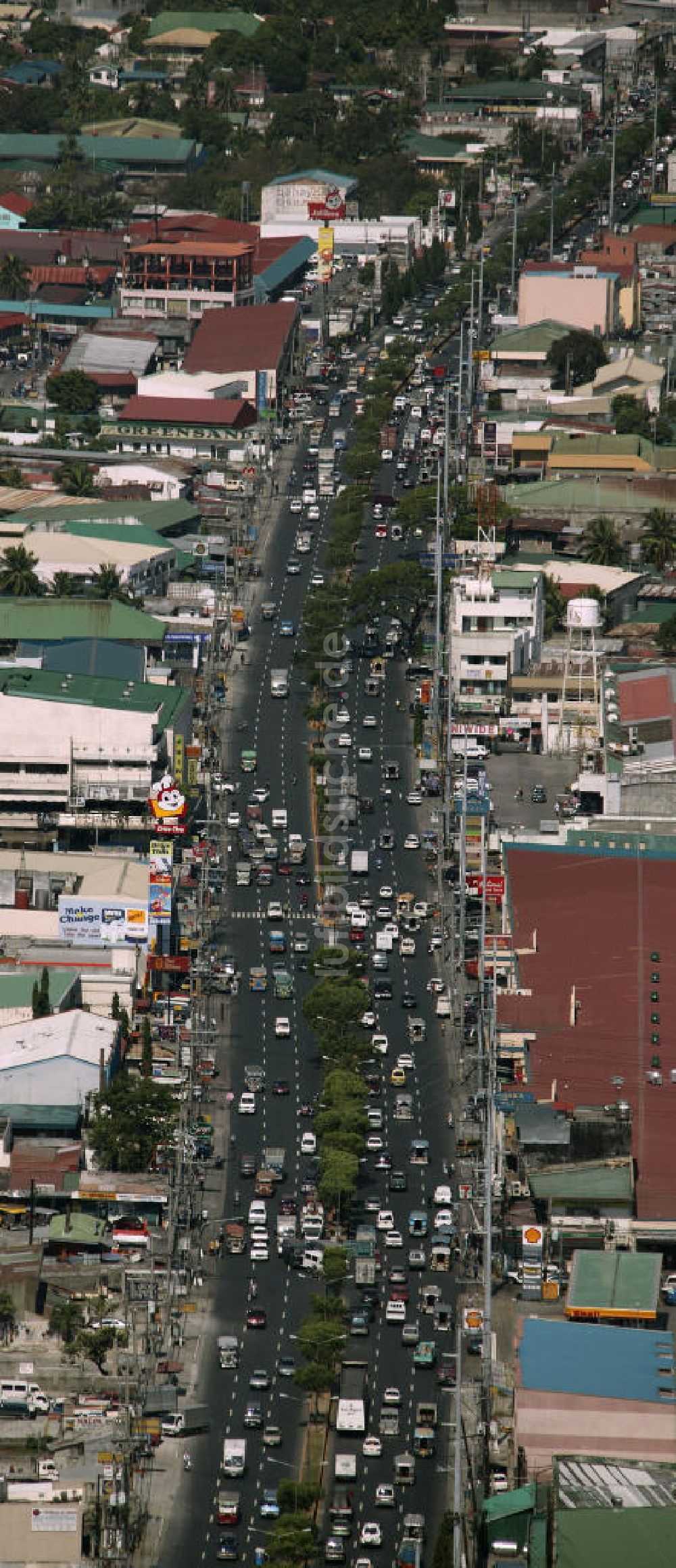 Manila von oben - Blick auf Manilas Hauptstraßen