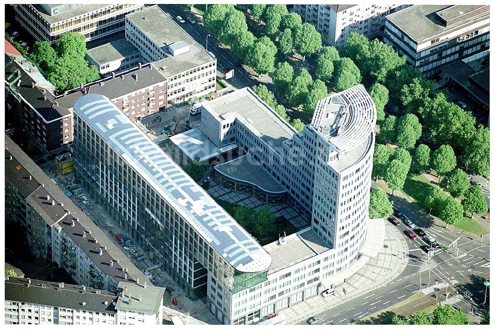 Luftbild Mannheim - Blick auf Mannheimer Versicherung, Firmensitz