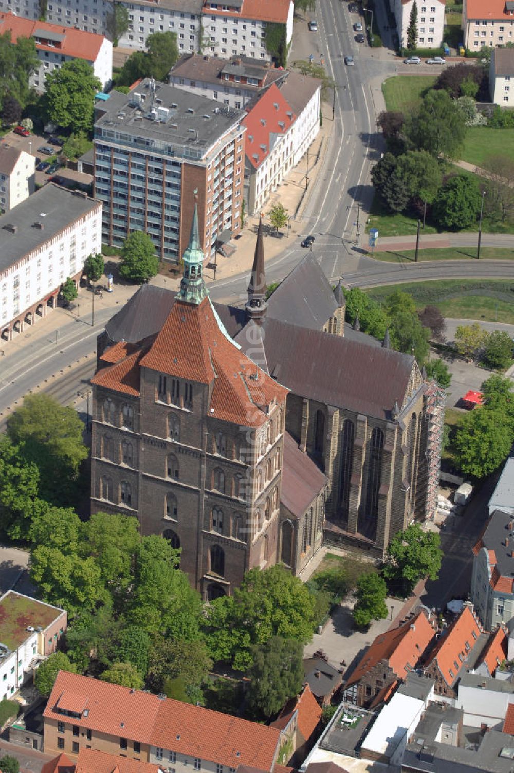 Rostock von oben - Blick auf die St. Marien Kirche in der Rostocker Altstadt