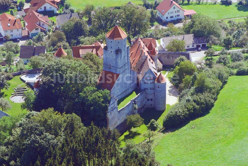 Luftbild Hüttlingen - Blick auf die Marienburg Niederalfingen