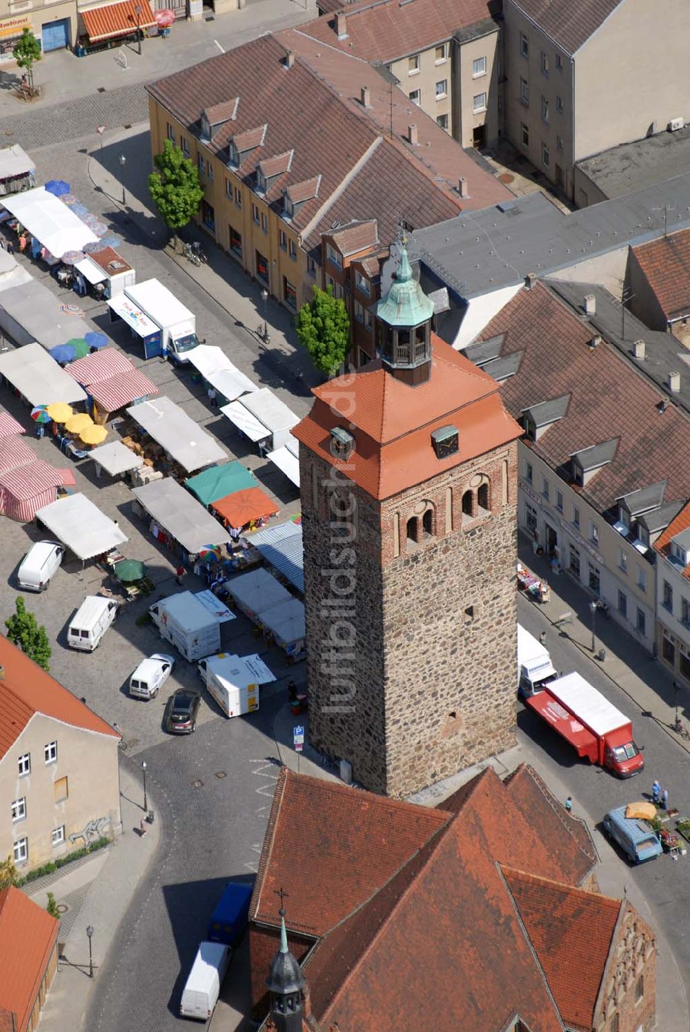 Luftbild Luckenwalde - Blick auf den Marktturm in Luckenwalde