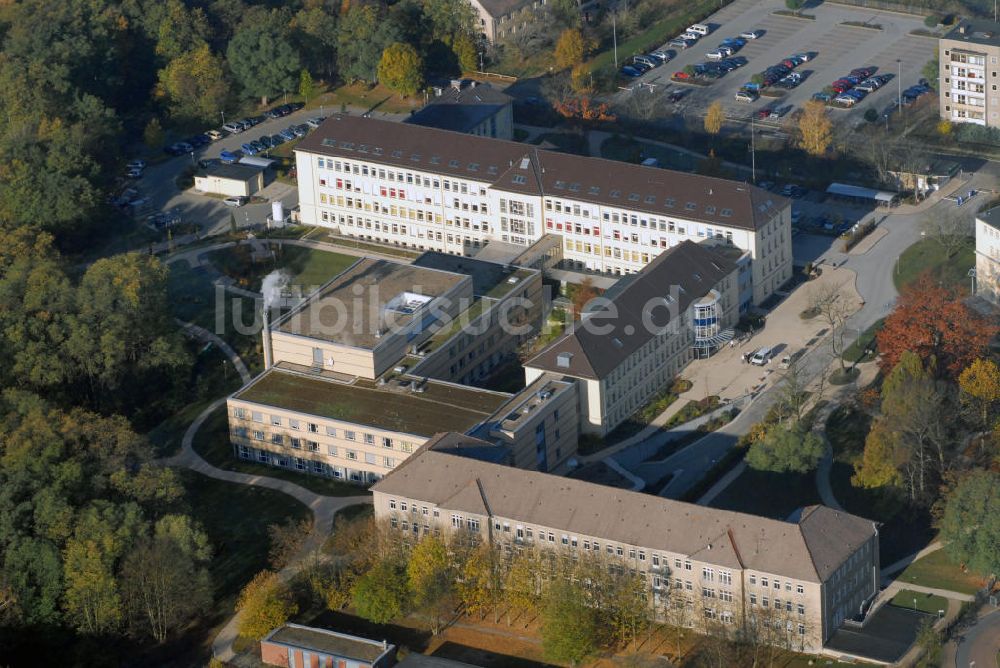 Burg aus der Vogelperspektive: Blick auf das MEDIGREIF Krankenhaus in Burg