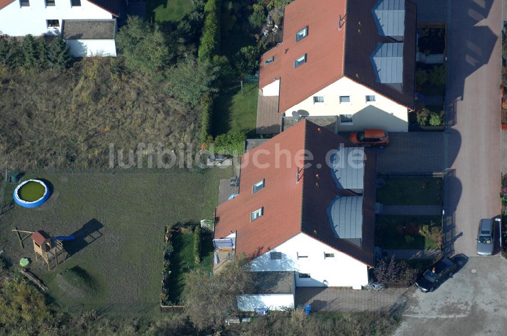 Luftbild Panketal - Blick auf die Mehrfamilienhaus- Wohngebiet zwischen Eichenring, Lindenberger Straße und Karower Straße in Panketal Ortsteil Schwanebeck Neu-Buch