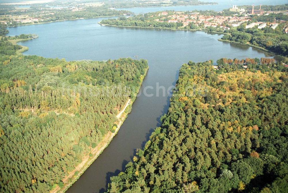 Luftbild Wusterwitz - Blick auf die Mündung des Elbe-Havel-Kanales am Plauer See