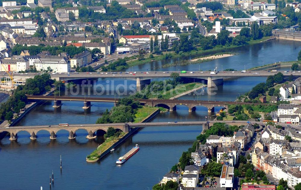 Luftbild Koblenz - Blick auf die Mosel in Koblenz