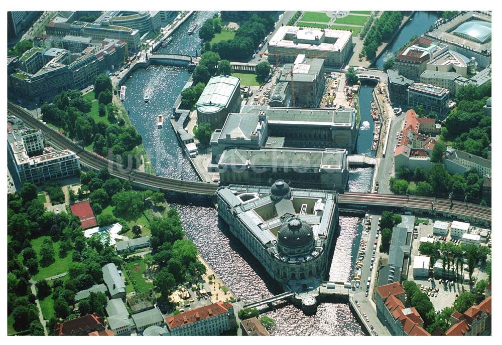 Luftbild Berlin - Blick auf die Museumsinsel