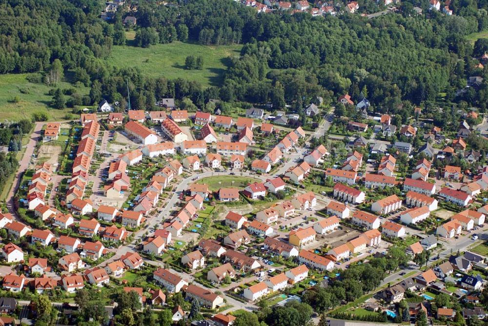 Luftaufnahme Schildow - Blick auf das neu errichtete Wohngebiet Schildower Pfaffenwald in Schildow