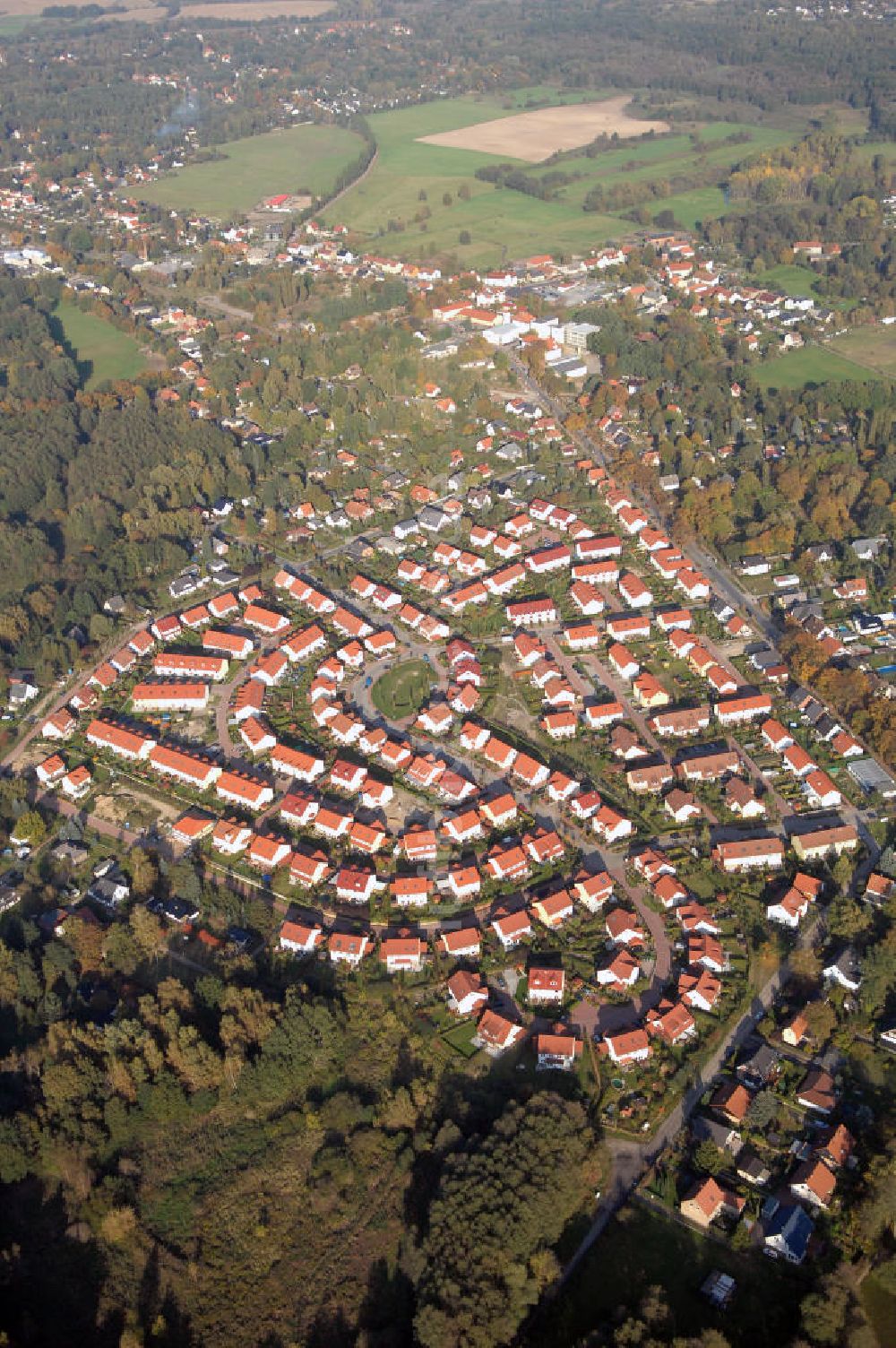 Luftbild Schildow - Blick auf das neu errichtete Wohngebiet Schildower Pfaffenwald in Schildow