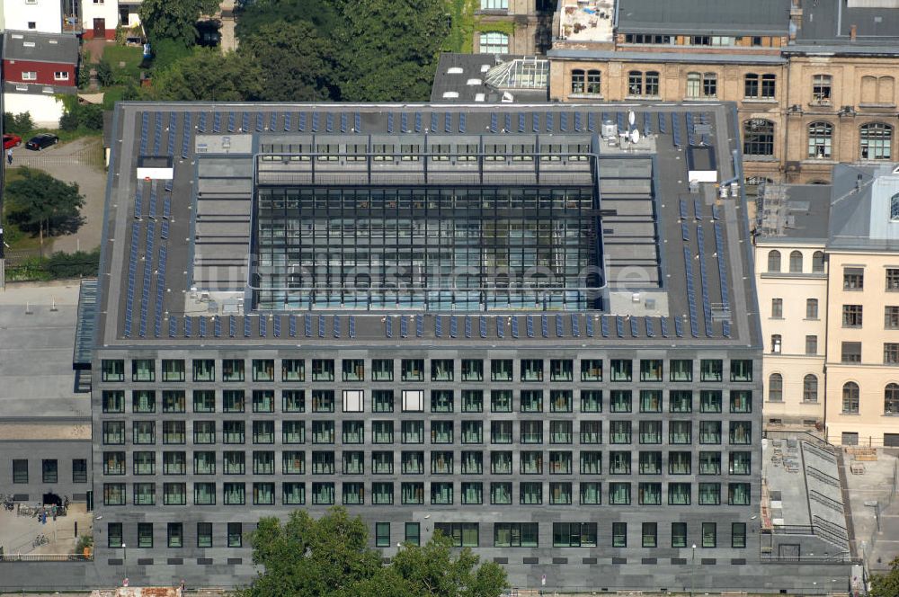 Berlin aus der Vogelperspektive: Blick auf den Neubau des Bundesministeriums für Verkehr, Bau und Stadtentwicklung in Berlin