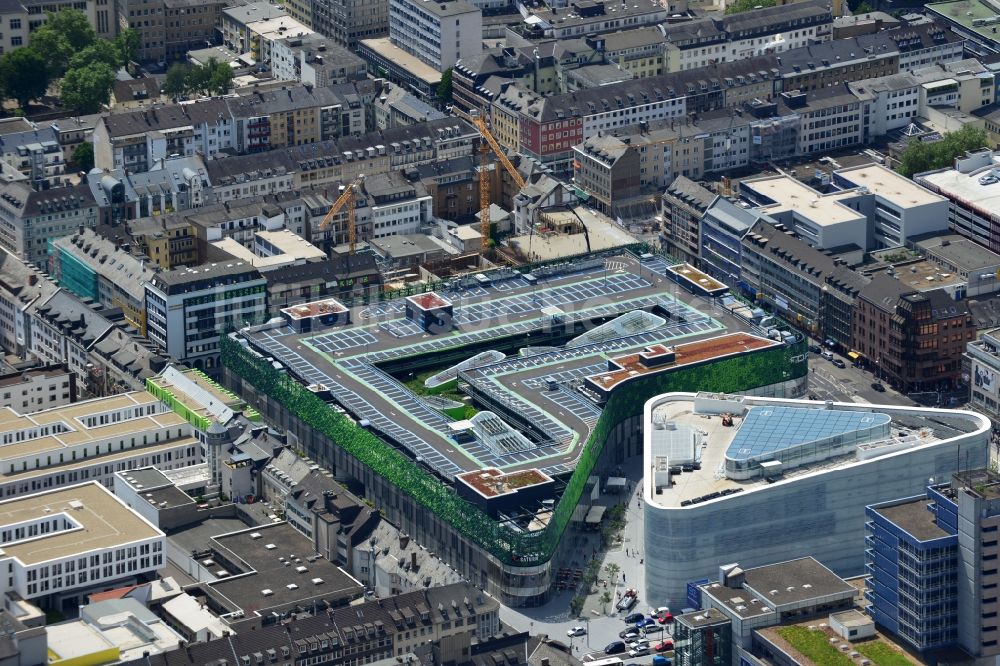 Luftaufnahme Koblenz - Blick auf Neubau des Einkaufszentrums und Kulturgebäude Forum Mittelrhein auf dem Zentralplatz in Koblenz