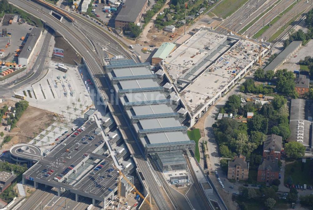 Luftbild Berlin - Blick auf den neuen Berliner Bahnhof Südkreuz (ehem. Papestraße)