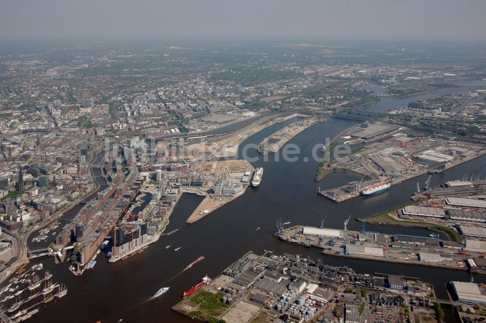 Hamburg aus der Vogelperspektive: Blick auf die Norderelbe in Hamburg