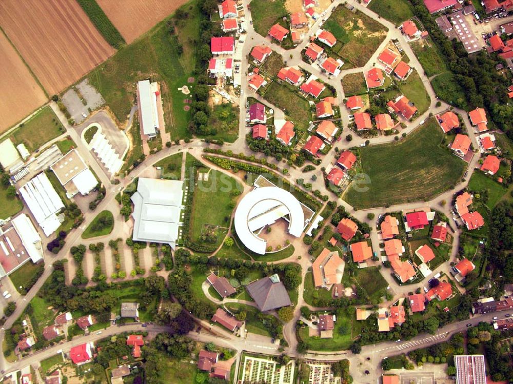 Oberderdingen von oben - Blick auf Oberderdingen und die Realschule