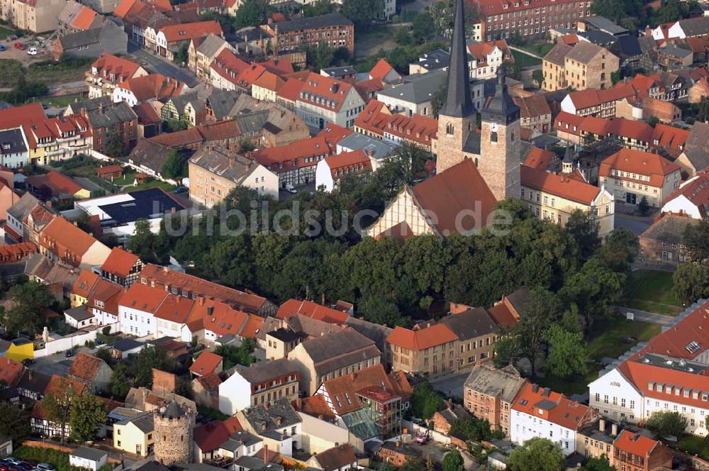 Burg (bei Magdbeburg) aus der Vogelperspektive: Blick auf die Oberkirche 'Unser Lieben Frauen'