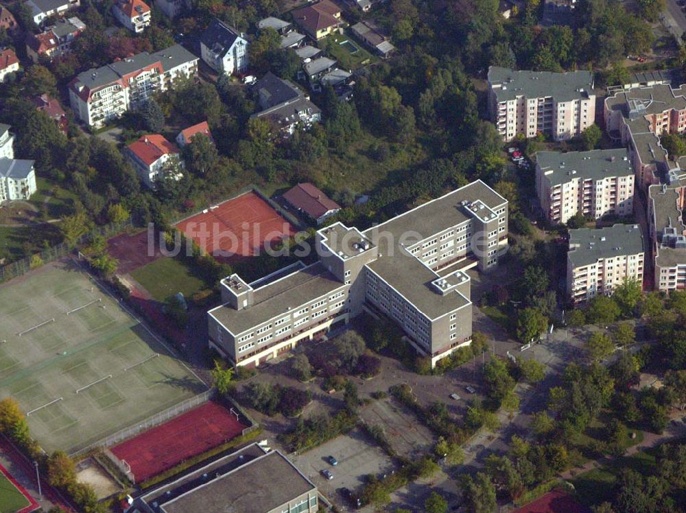 Luftaufnahme Berlin-Steglitz - Blick auf das Oberstufenzentrum in Berlin-Steglitz