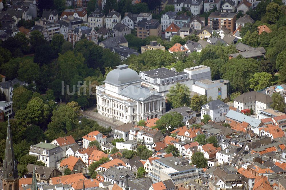 Oldenburg aus der Vogelperspektive: Blick auf das Oldenburgische Staattheater und umliegendes Wohngebiet