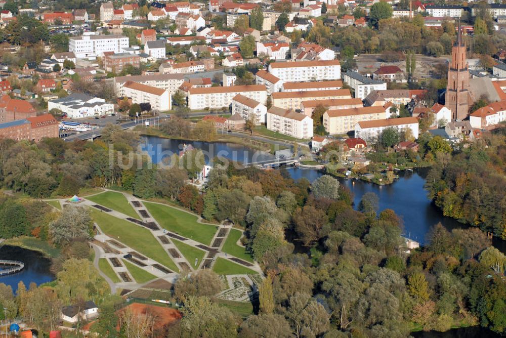 Rathenow von oben - Blick auf den Optikpark am Schwedendamm in Rathenow