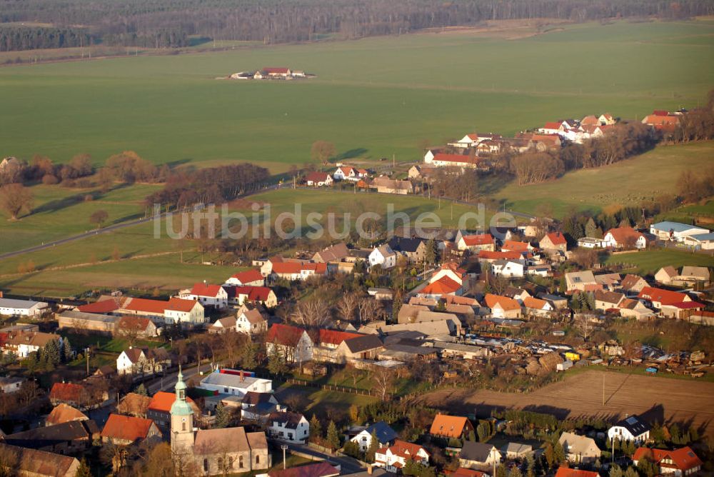 Mockrehna aus der Vogelperspektive: Blick auf den Ort Audenhain mit der St. Marien Kirche