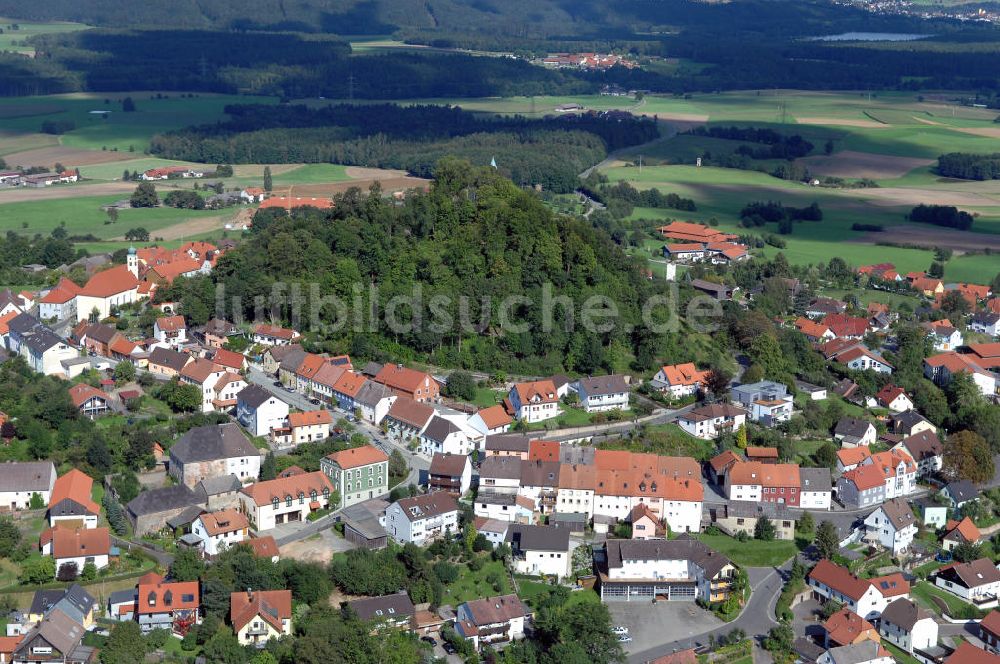 Luftbild Parkstein - Blick auf Parkstein mit dem Basaltkegel