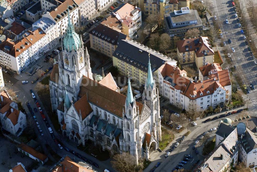 München von oben - Blick auf St. Paul in München