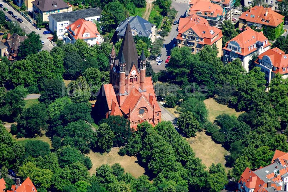 Halle/Saale von oben - Blick auf die Pauluskirche am Rathenauplatz in Halle