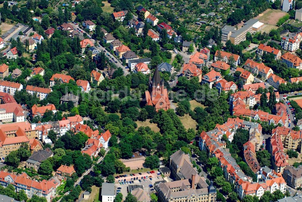 Halle/Saale aus der Vogelperspektive: Blick auf die Pauluskirche am Rathenauplatz in Halle