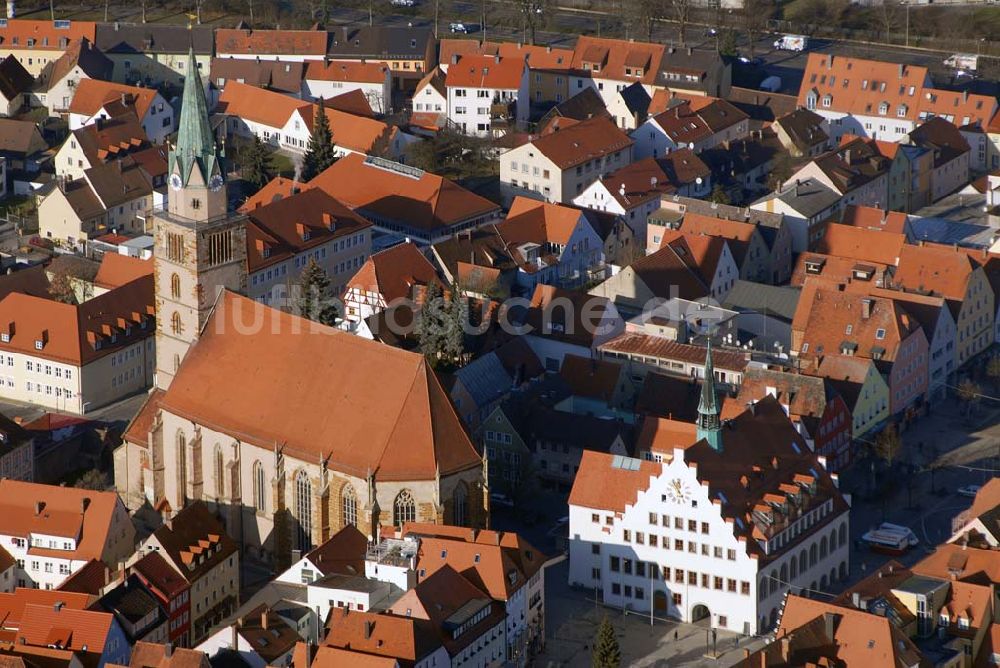 Neumarkt aus der Vogelperspektive: Blick auf die Pfarrkirche St. Johannes in Neumarkt