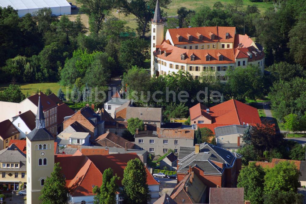 Luftaufnahme Jessen (Elster) - Blick auf die Pfarrkirche St. Nikolai in Jessen und das Schloss Jessen