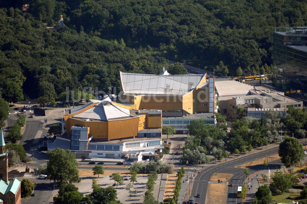 Berlin von oben - Blick auf die Philharmonie in Berlin