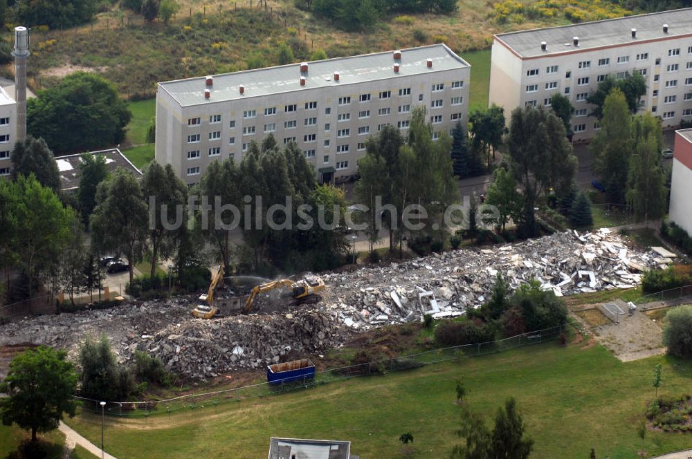 Hettstedt aus der Vogelperspektive: Blick auf Plattenbauten-Abriss in Hettstedt