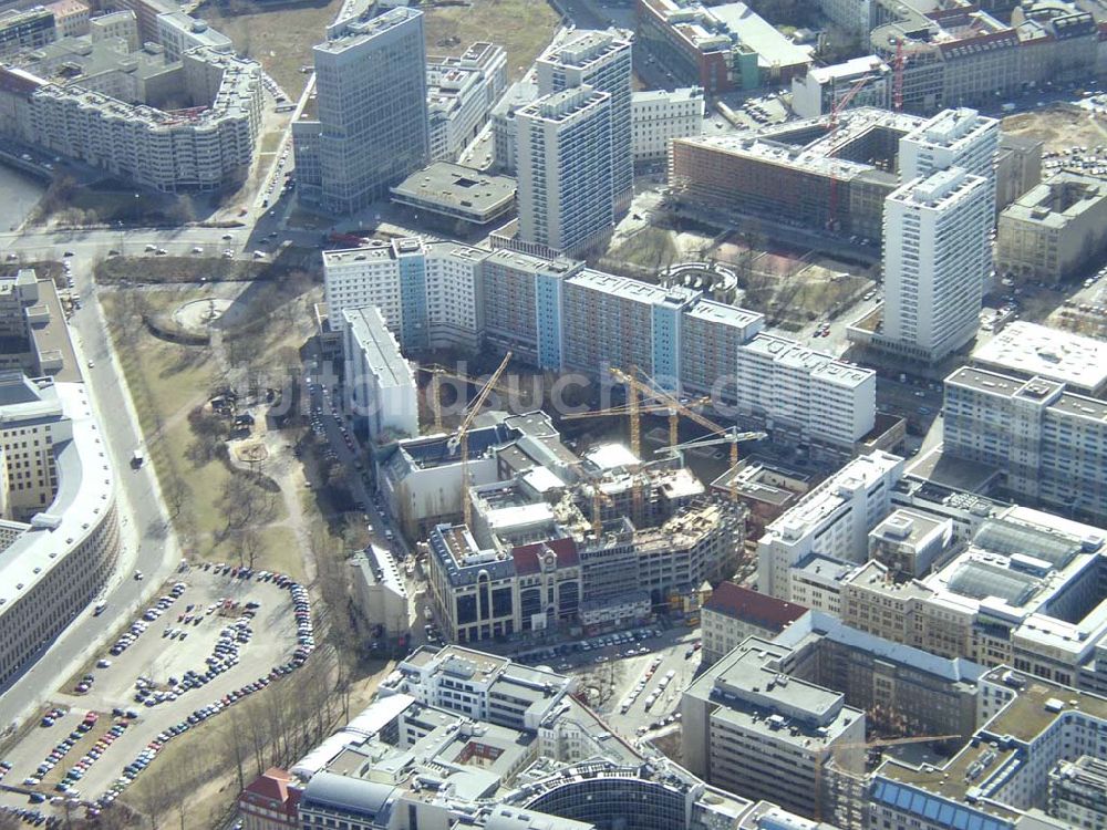 Berlin von oben - Blick auf den Potsdamer Platz. 13.03.03