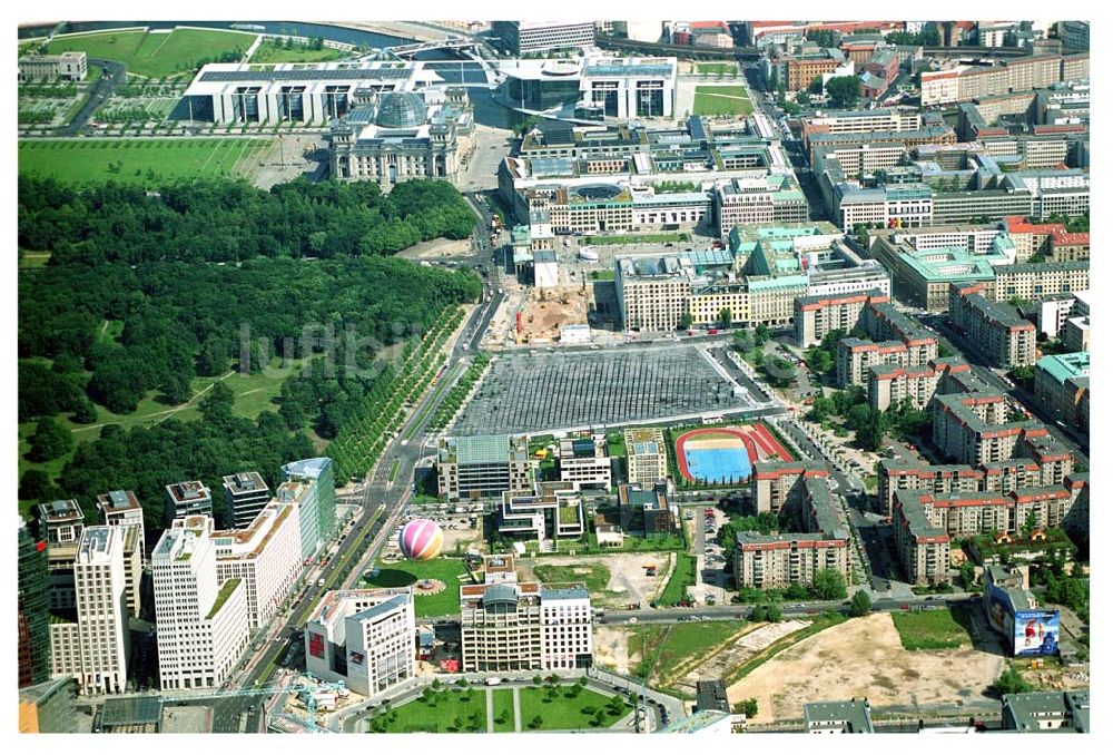 Luftbild Berlin - Blick vom Potsdamer Platz Richtung Pariser Platz