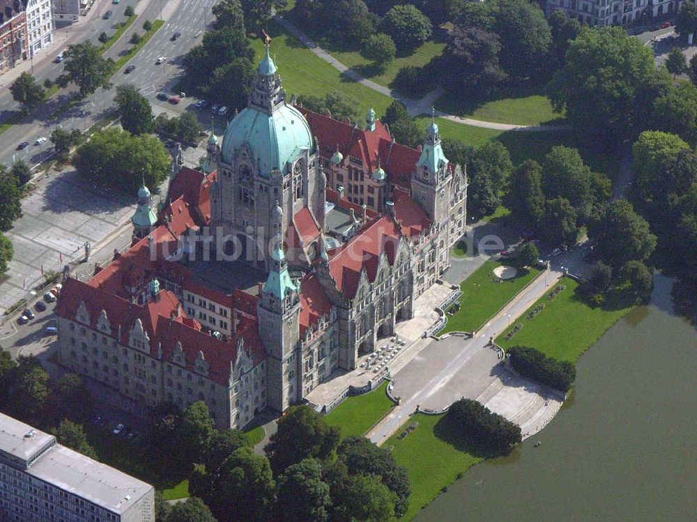 Hannover (Niedersachsen) aus der Vogelperspektive: Blick auf das von Rathaus Hannover