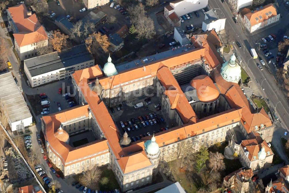 Luftbild Potsdam - Blick auf das Rathaus Potsdam