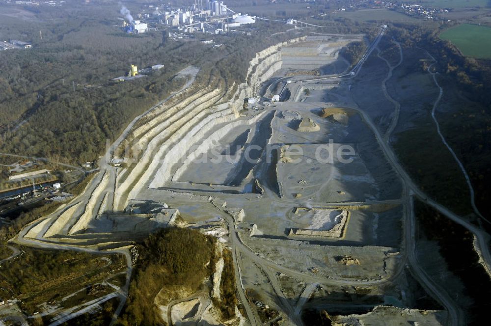 Luftbild RÜDERSDORF - Blick auf die Rüdersdorfer Kalksteinbrüche, einem Unternehmen der CEMEX Gruppe