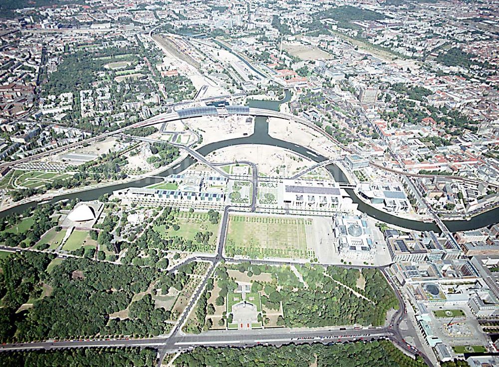 Luftbild Berlin - Tiergarten (Spreebogen) - Blick auf das Regierungsviertel im Berliner Tiegarten