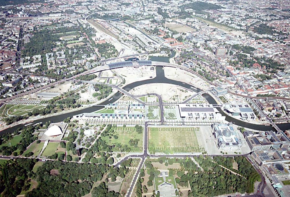 Berlin - Tiergarten (Spreebogen) von oben - Blick auf das Regierungsviertel im Berliner Tiegarten